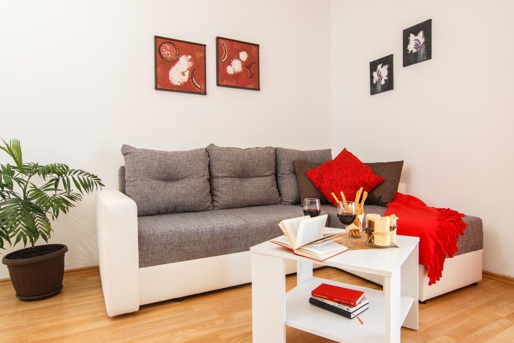 Apartments Villa Stari Koko Omiš Esterno foto