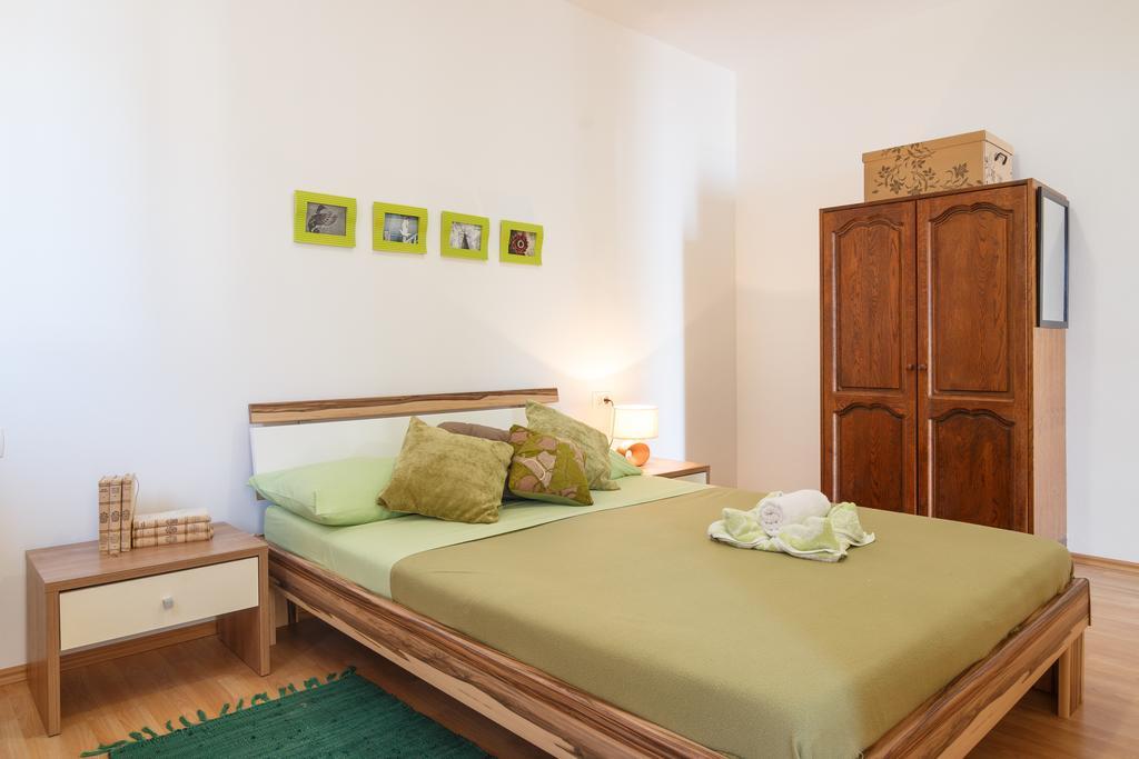 Apartments Villa Stari Koko Omiš Esterno foto
