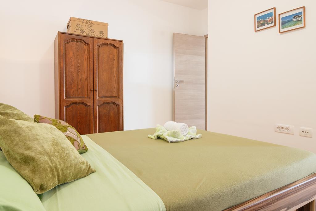 Apartments Villa Stari Koko Omiš Esterno foto