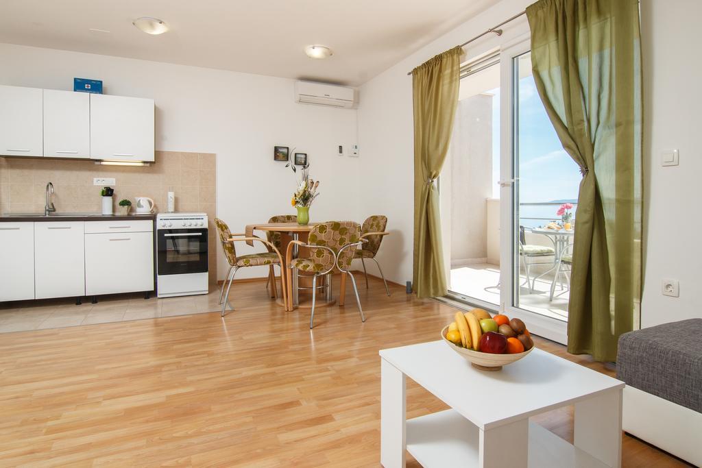 Apartments Villa Stari Koko Omiš Esterno foto